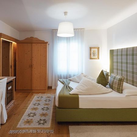Hotel Garni Laurino كافاليسِّ المظهر الخارجي الصورة
