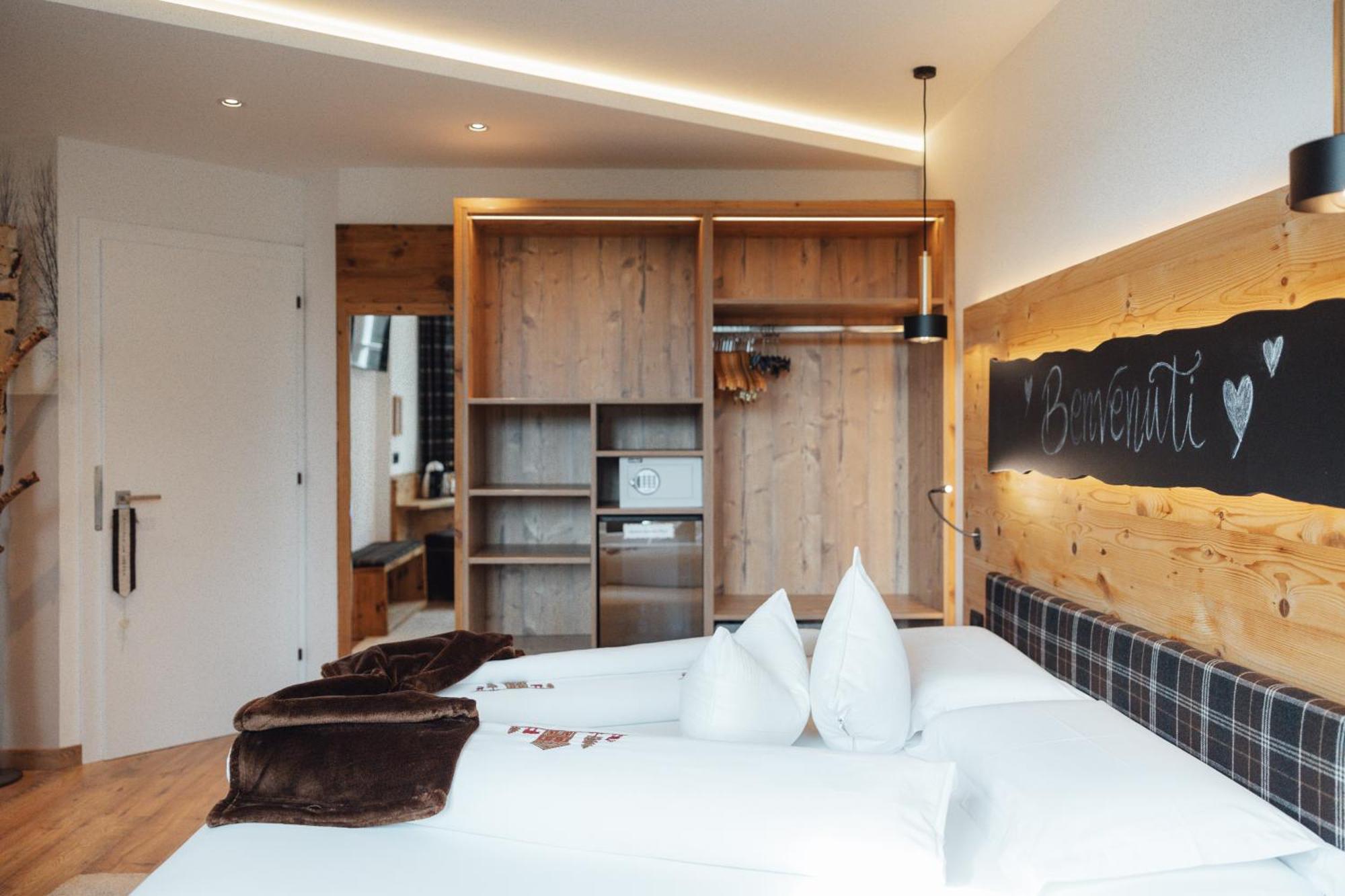 Hotel Garni Laurino كافاليسِّ المظهر الخارجي الصورة